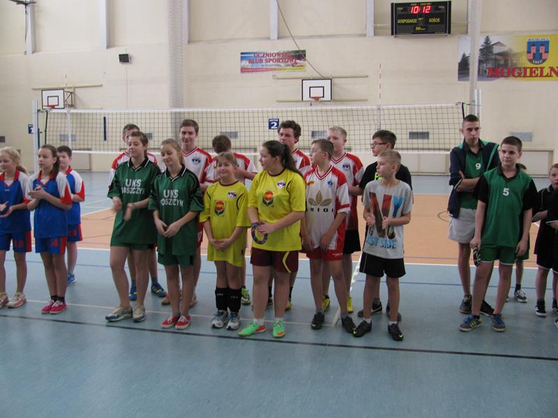 Drużyna ringowców z UKS Goszczyn