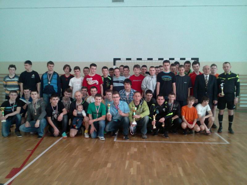 Halowy Turniej  w Piłkę Nożną o Puchar Wójta